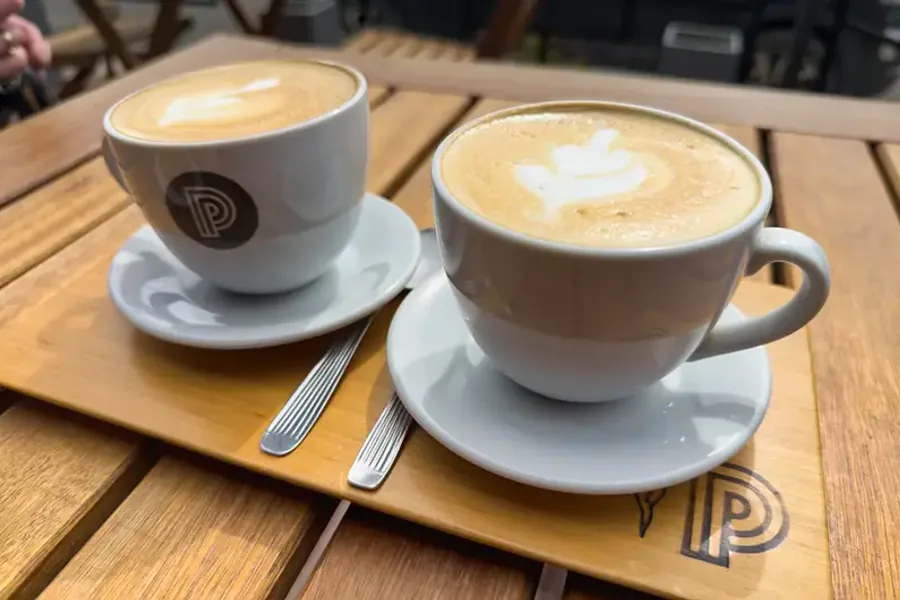Coffee and a light café meal representative of a specialty coffee stop in El Chaltén