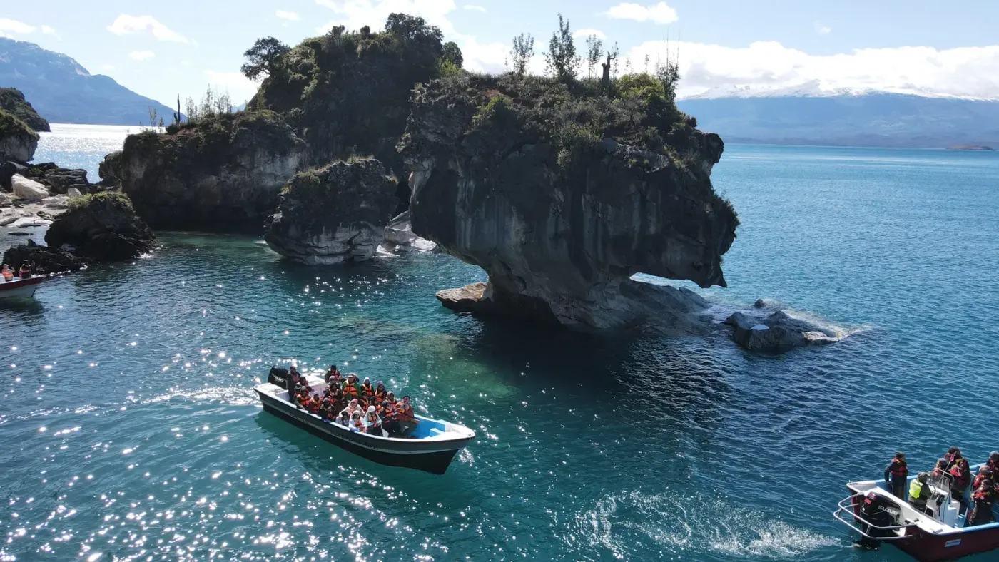 Full Marble Caves Navigation tour with Local Puerto Río Tranquilo operator via Viajero Austral in Patagonia